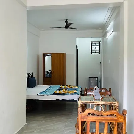 De Lobos Goa Hotel